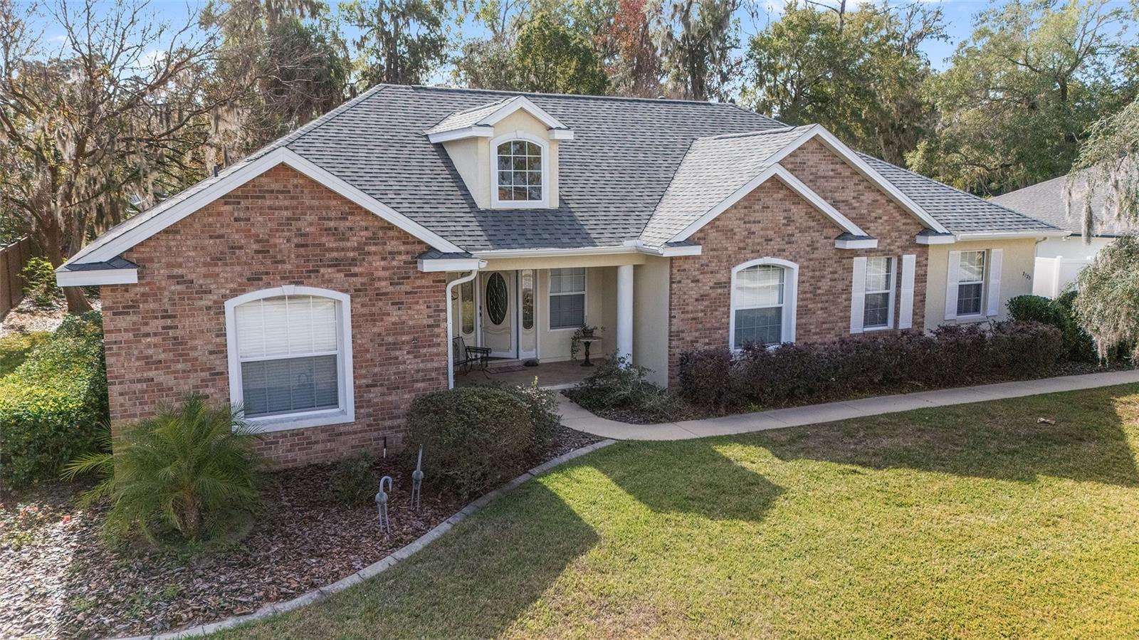 Image 54 of 67 For 2320 33rd Place