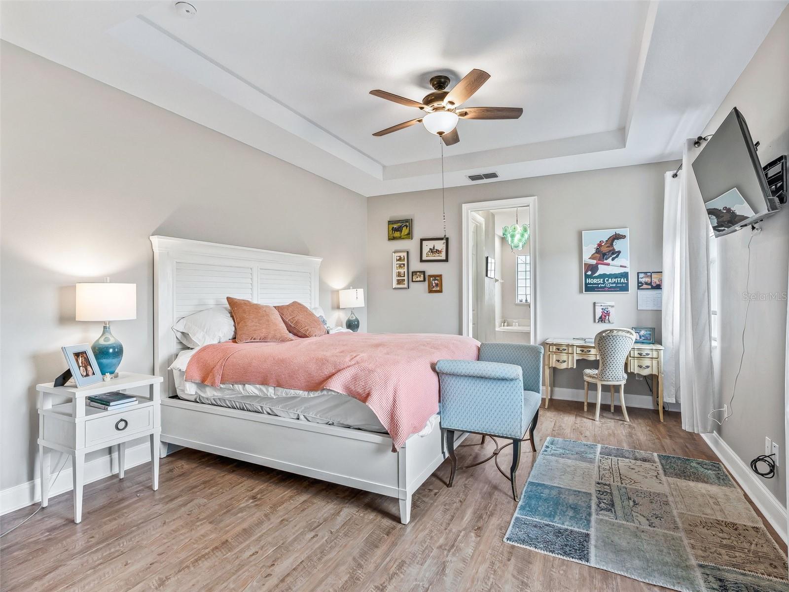 Image 26 of 57 For 9805 6th Court