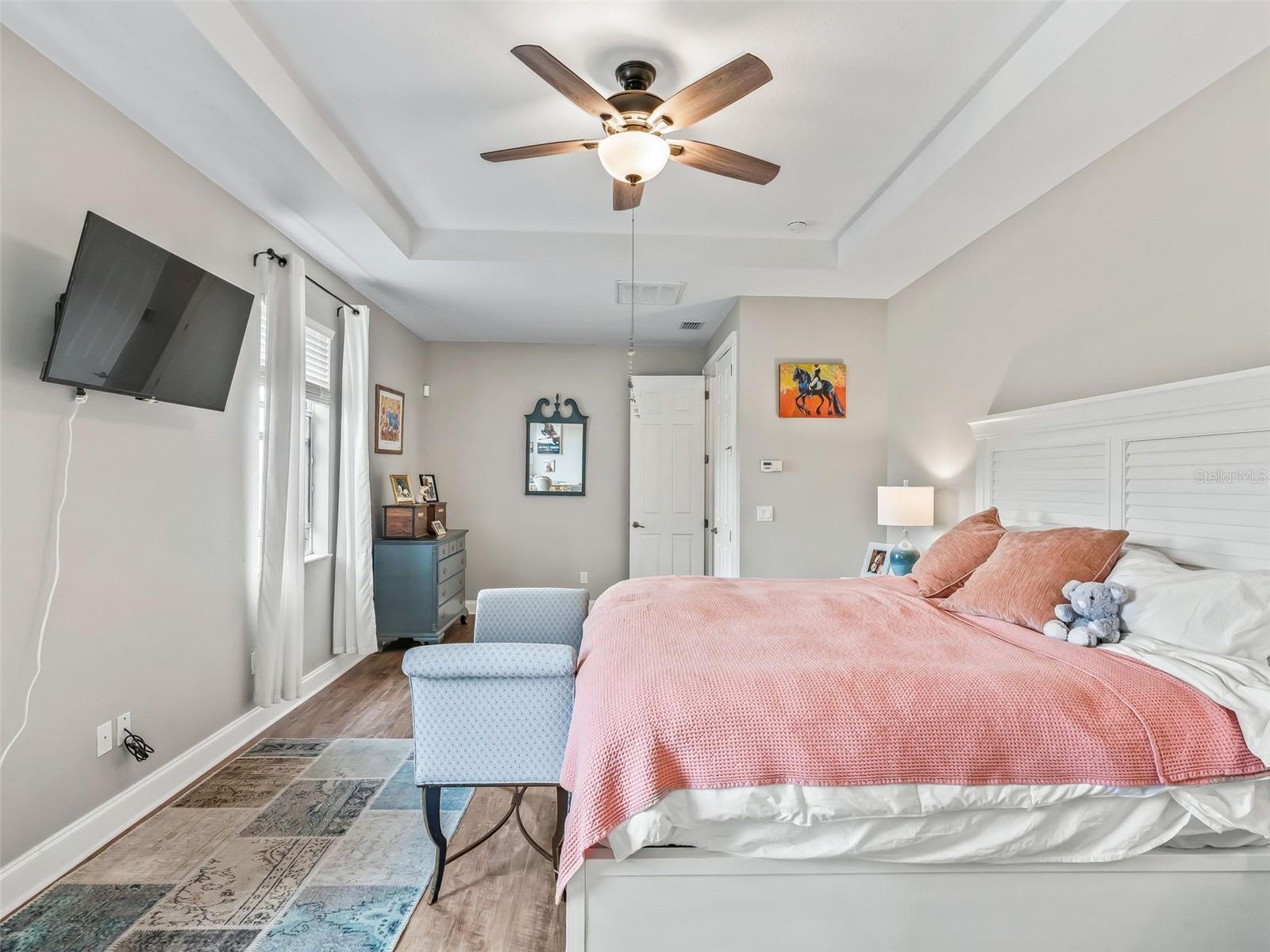 Image 27 of 57 For 9805 6th Court