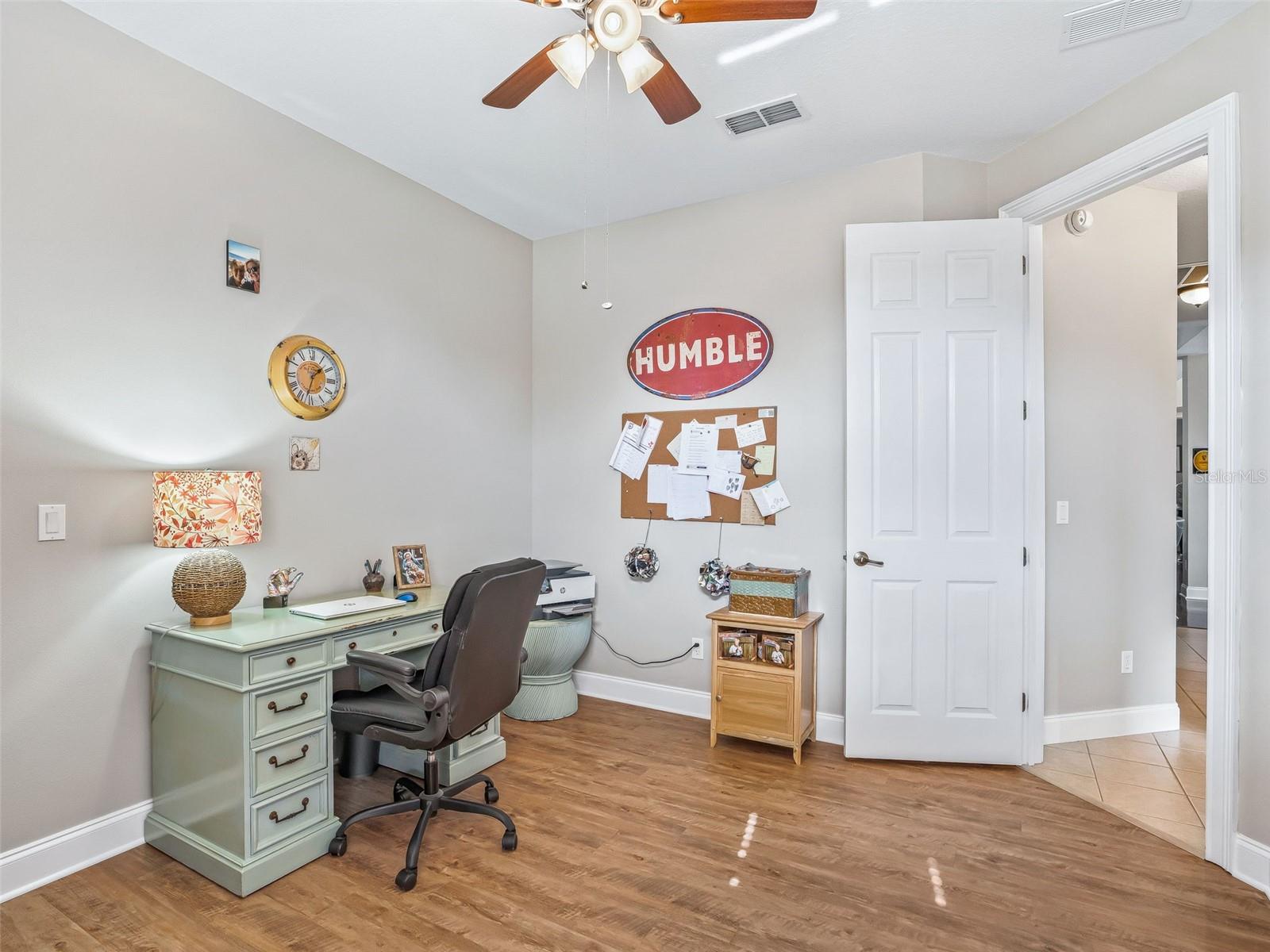 Image 36 of 57 For 9805 6th Court