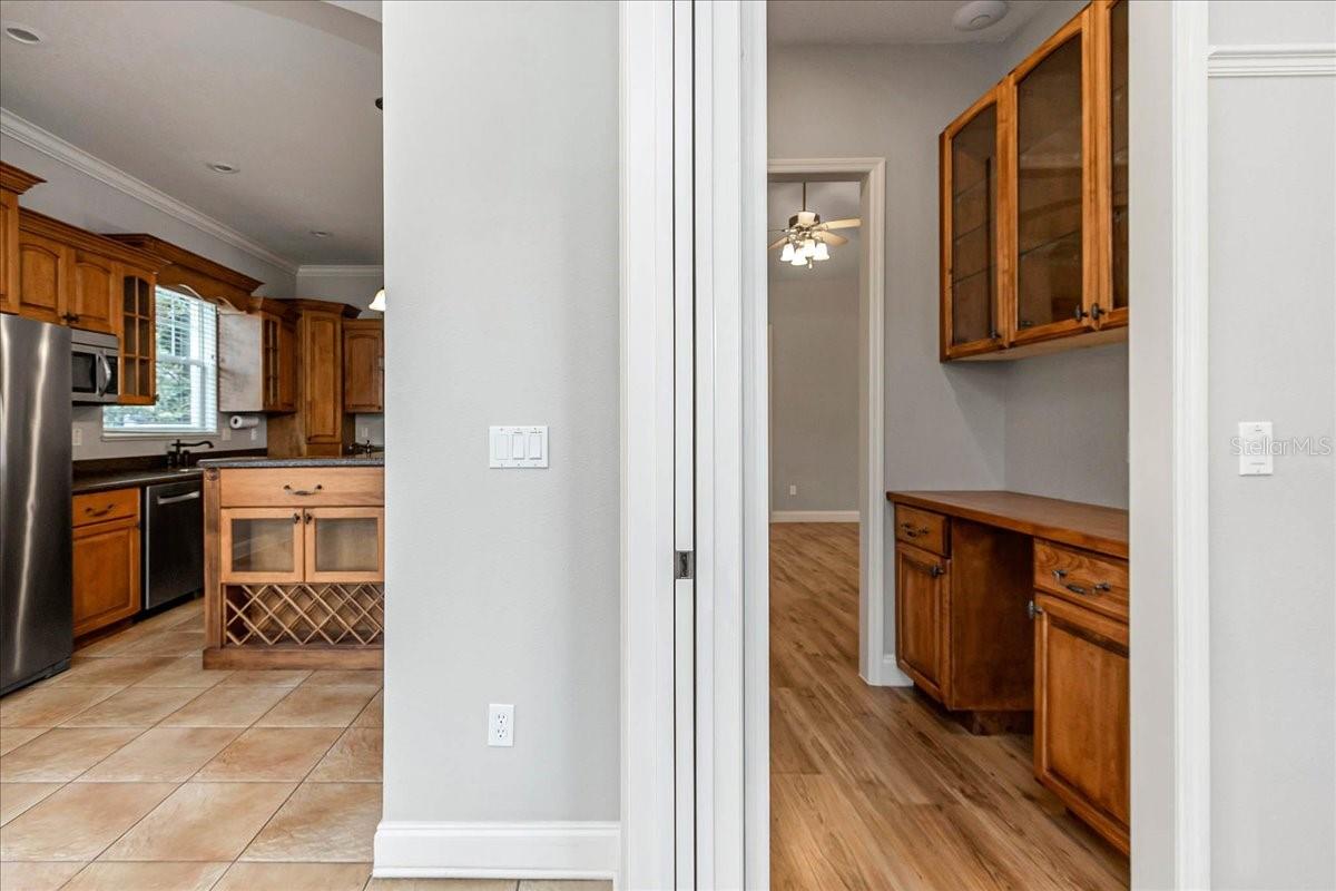 Image 17 of 70 For 4727 28th Street