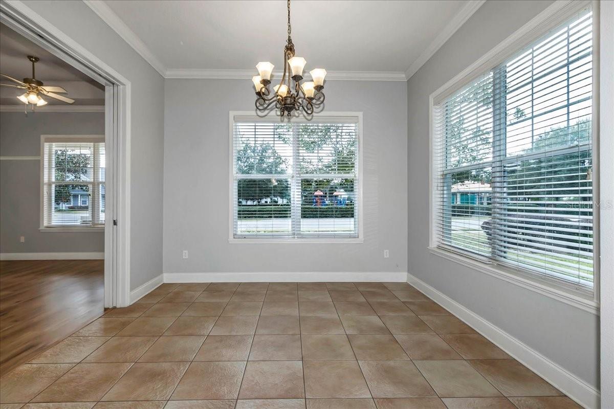 Image 18 of 70 For 4727 28th Street