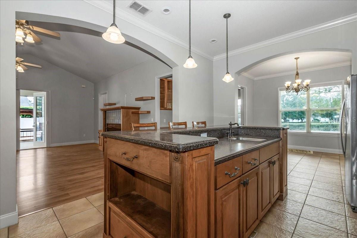 Image 23 of 70 For 4727 28th Street