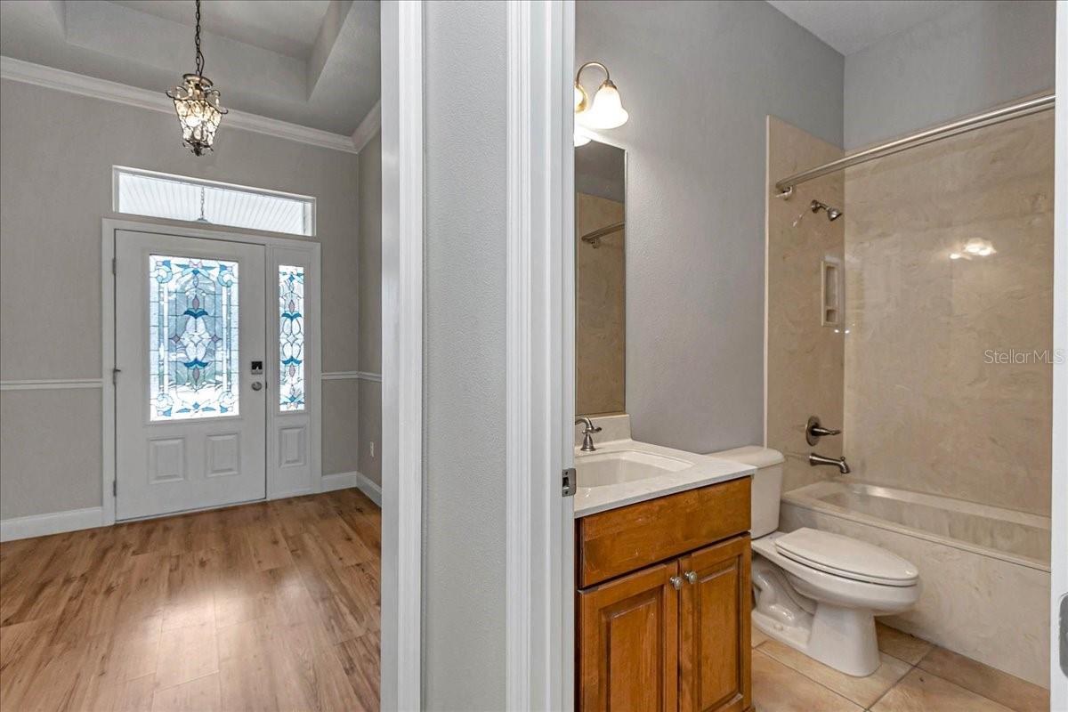 Image 28 of 70 For 4727 28th Street