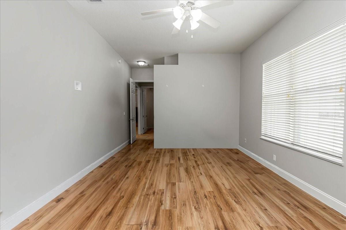 Image 39 of 70 For 4727 28th Street