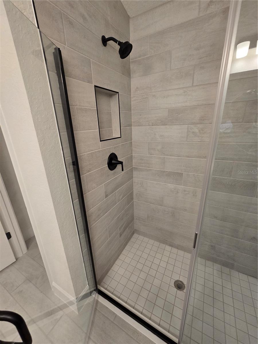 Image 15 of 17 For 1045 Heron Point Drive