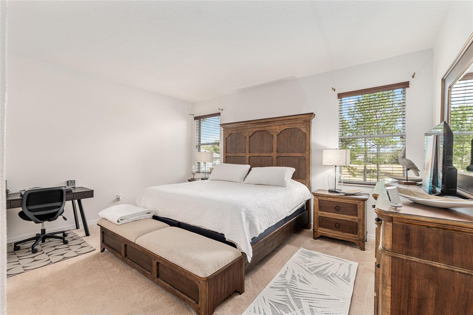 Image 21 of 49 For 9480 94th Loop