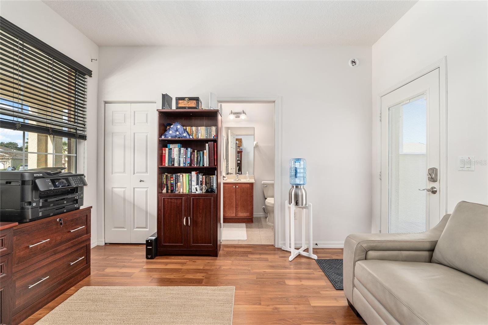 Image 37 of 49 For 9480 94th Loop