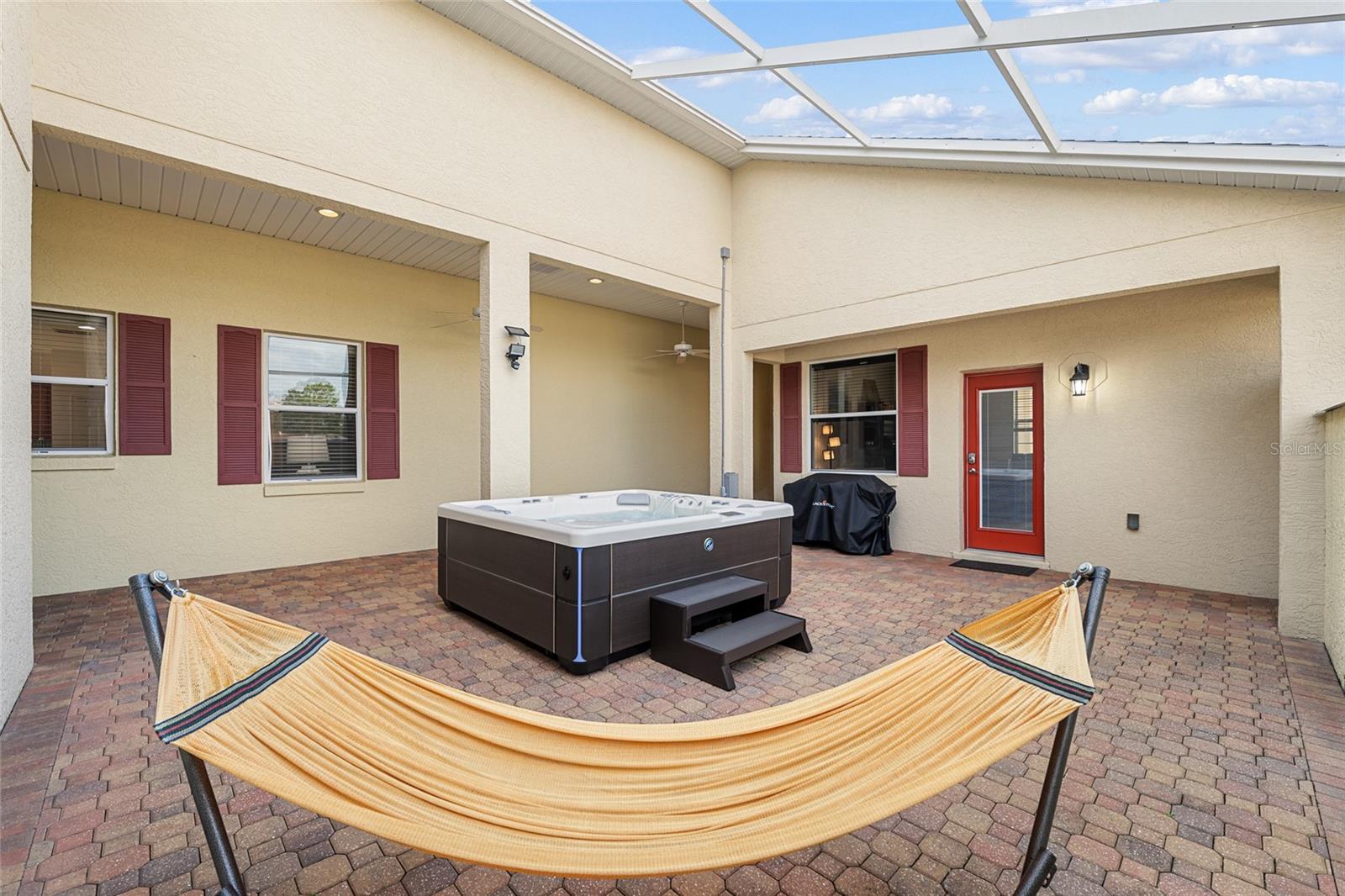 Image 7 of 49 For 9480 94th Loop