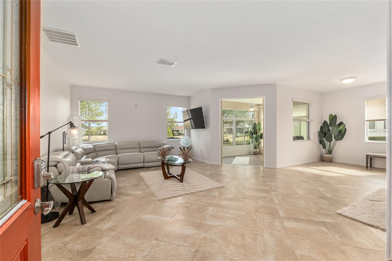 Image 9 of 49 For 9480 94th Loop