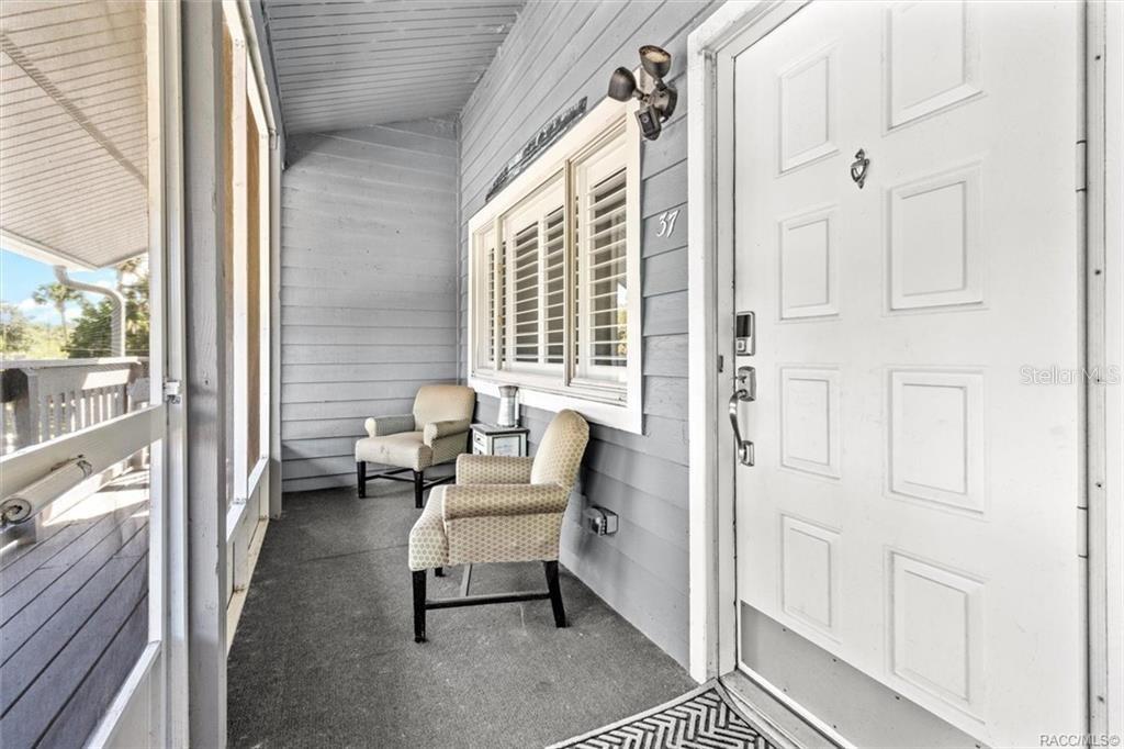 Image 20 of 42 For 20820 River Drive B37