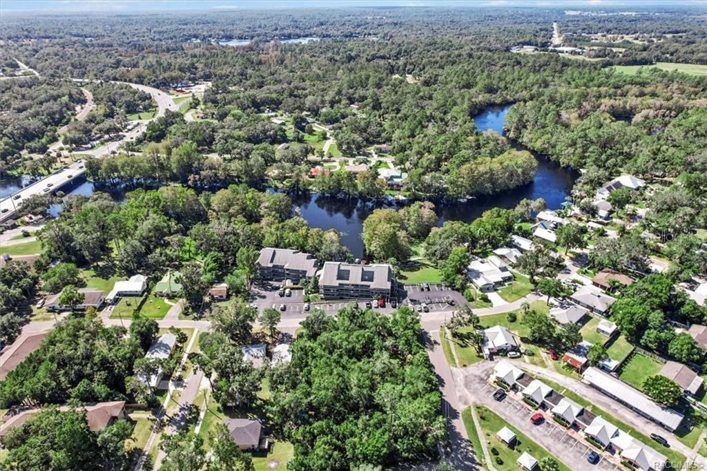 Image 8 of 42 For 20820 River Drive B37