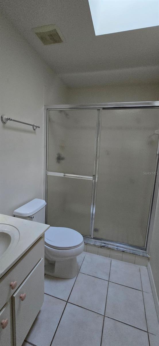 Image 6 of 7 For 2315 40th Avenue