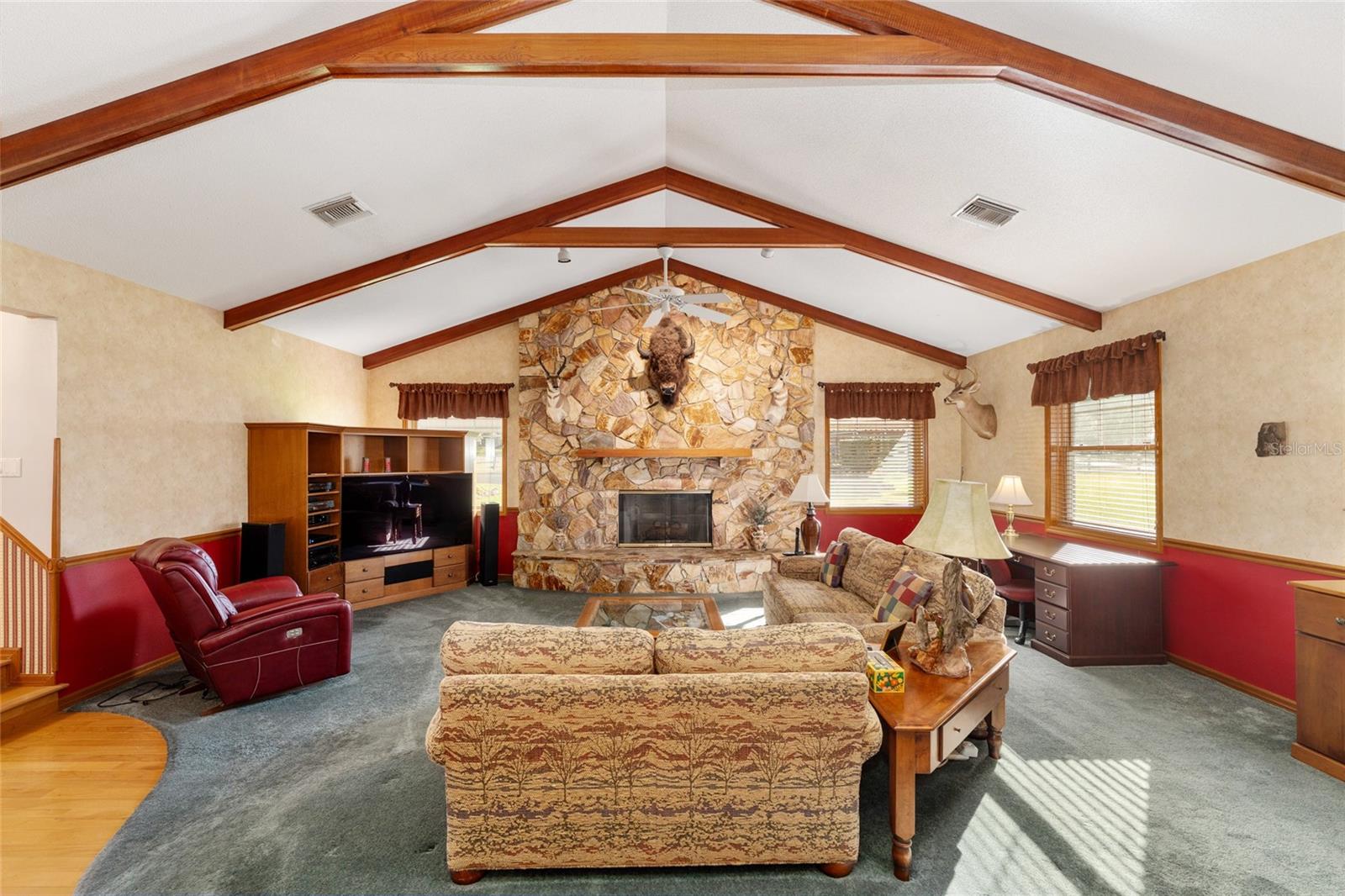 Image 19 of 49 For 10880 160th Avenue