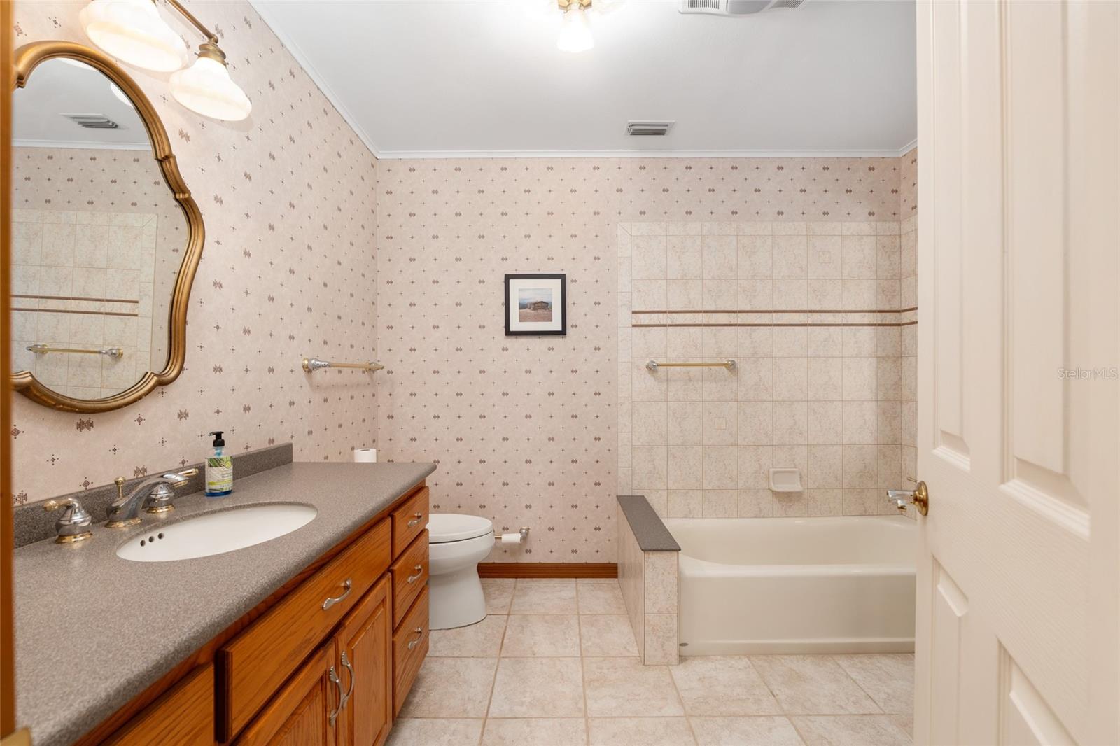 Image 29 of 49 For 10880 160th Avenue