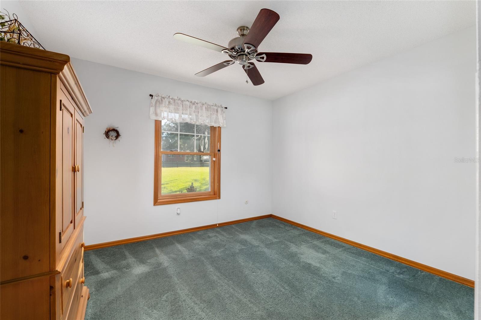 Image 34 of 49 For 10880 160th Avenue