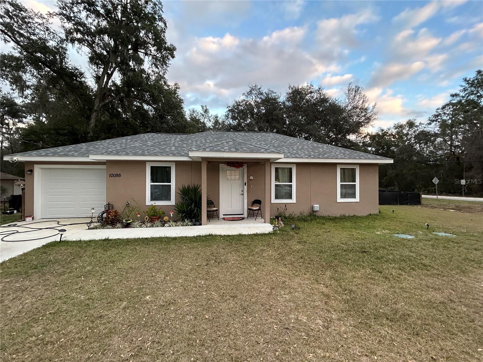 Details for 10095 162nd Court, OCKLAWAHA, FL 32179