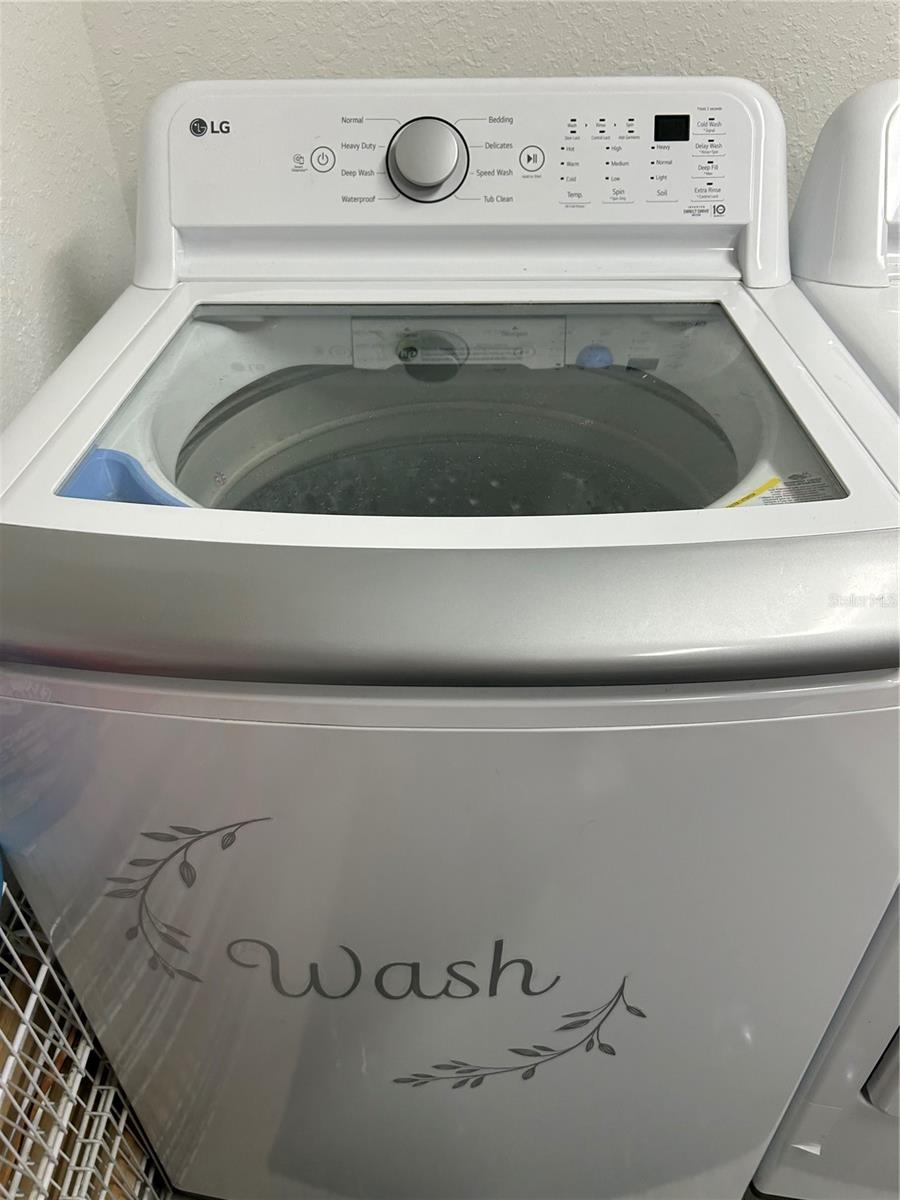 Image 16 of 17 For 10095 162nd Court