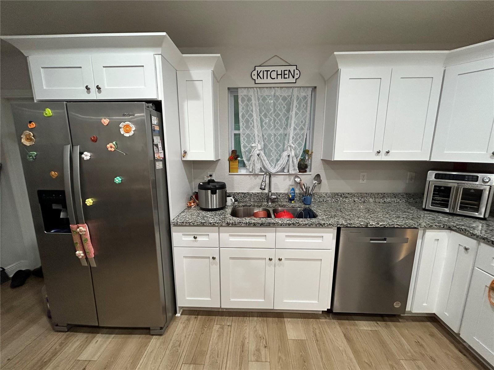 Image 5 of 17 For 10095 162nd Court