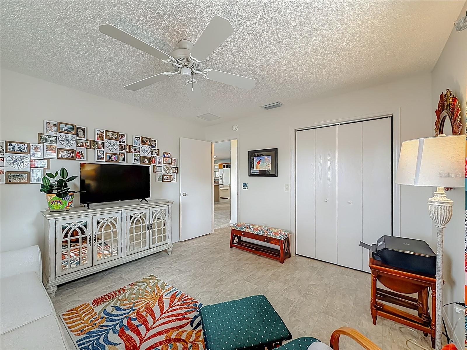 Image 19 of 51 For 969 Candler Place