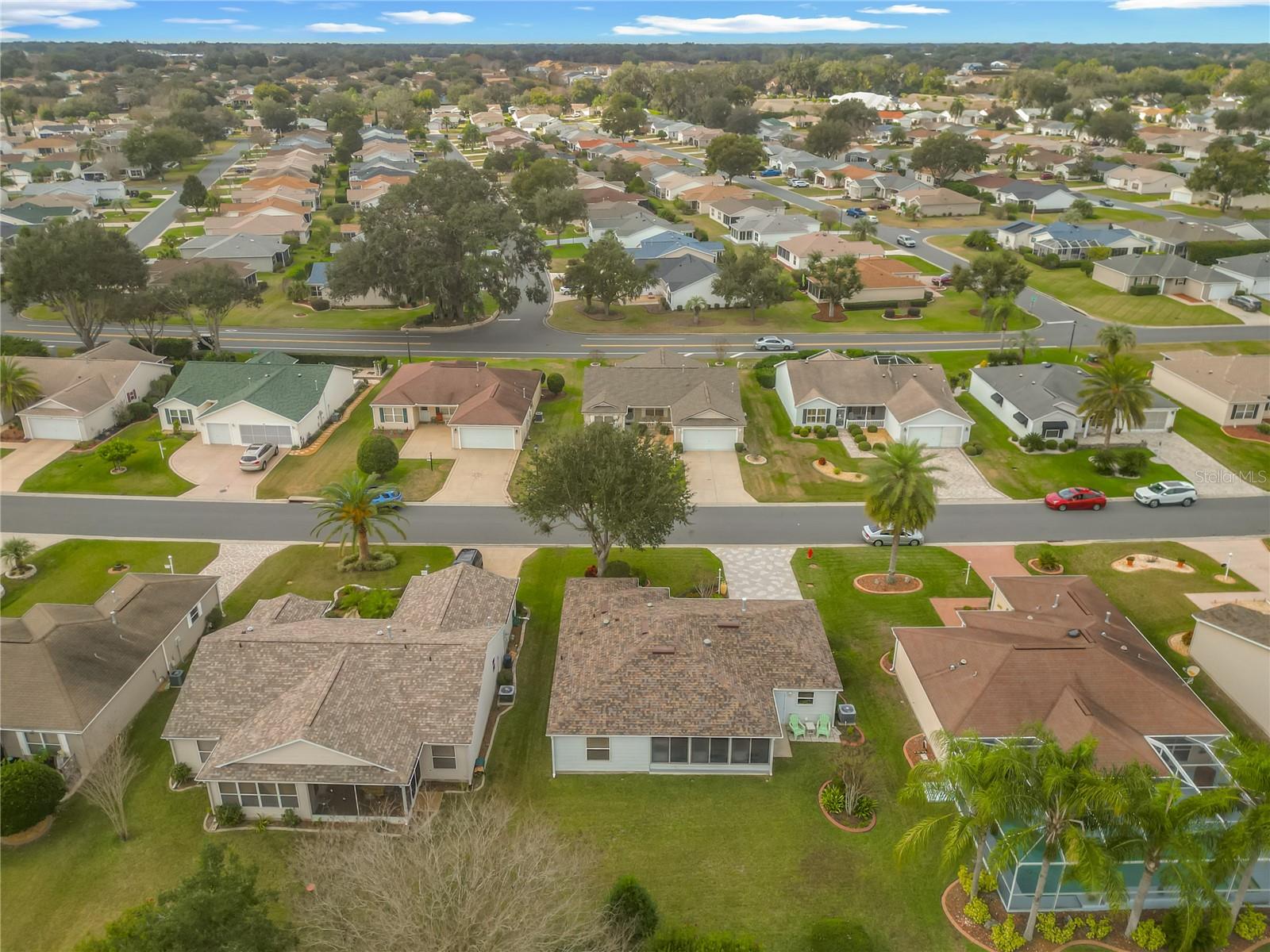 Image 42 of 51 For 969 Candler Place