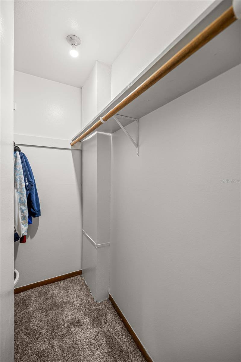 Image 16 of 38 For 5422 Se Eli Rd