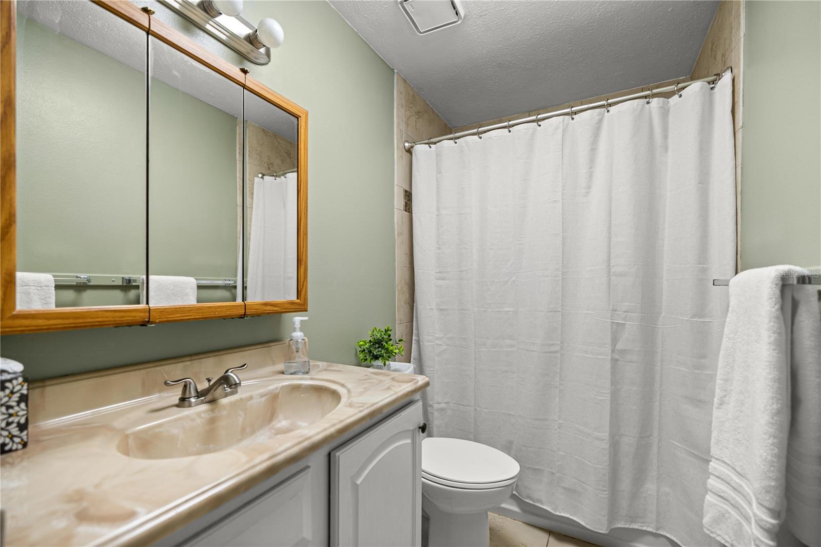 Image 19 of 38 For 5422 Se Eli Rd