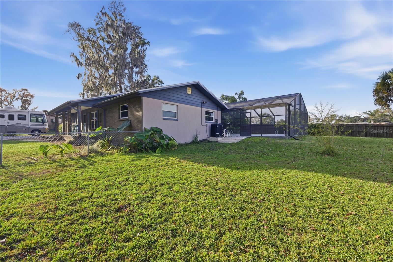 Image 30 of 38 For 5422 Se Eli Rd