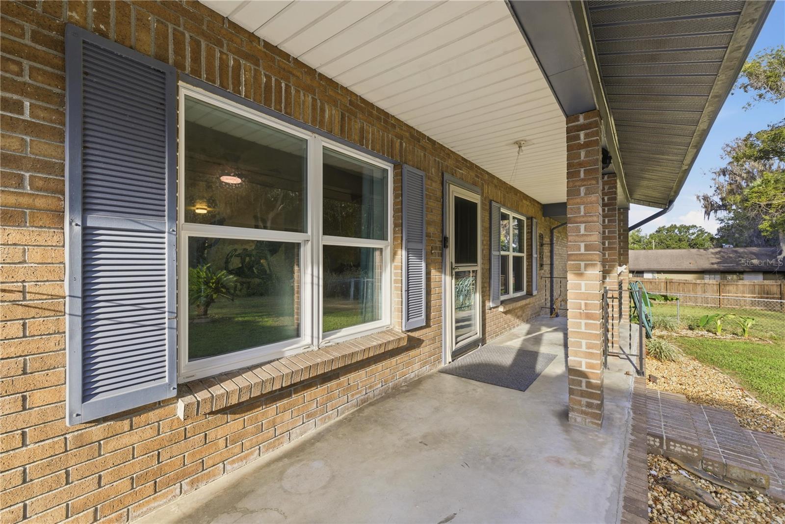 Image 5 of 38 For 5422 Se Eli Rd