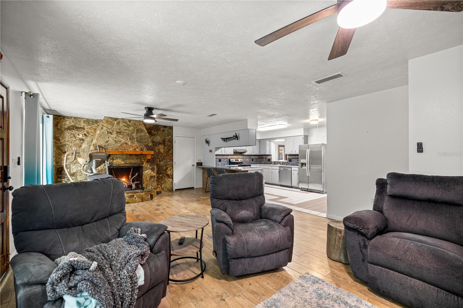 Image 8 of 38 For 5422 Se Eli Rd