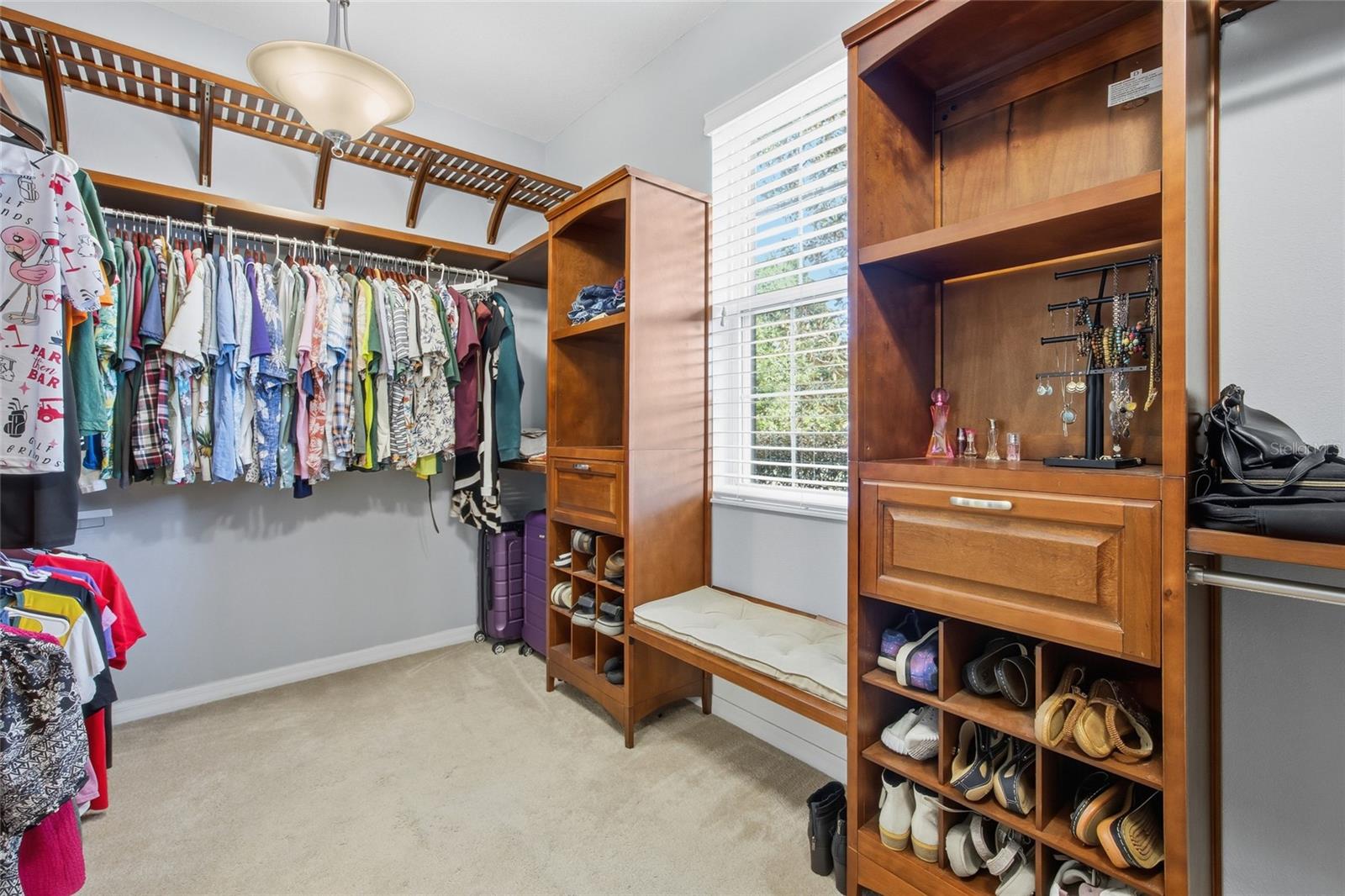 Image 19 of 46 For 8931 86th Loop