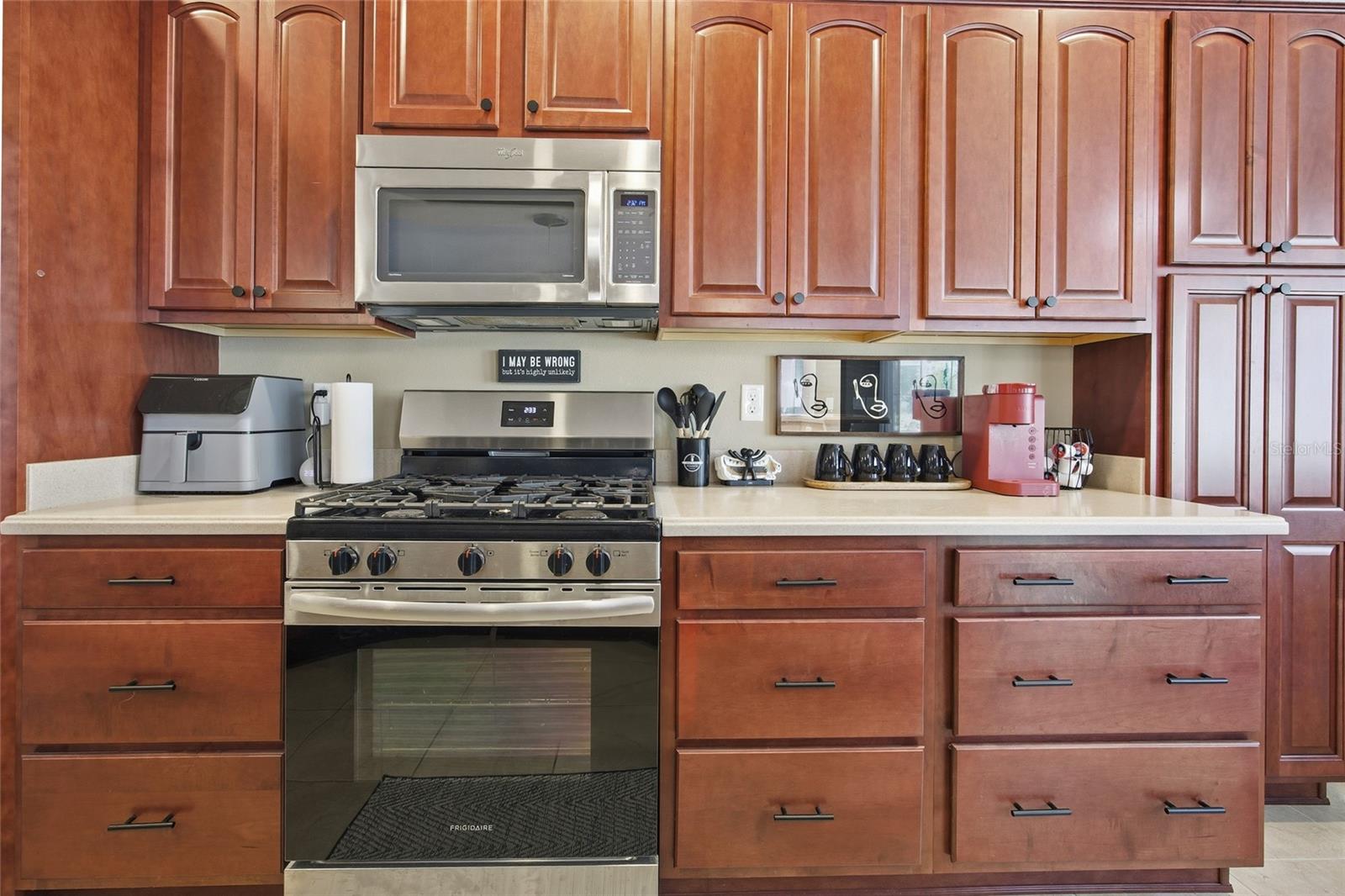 Image 21 of 46 For 8931 86th Loop