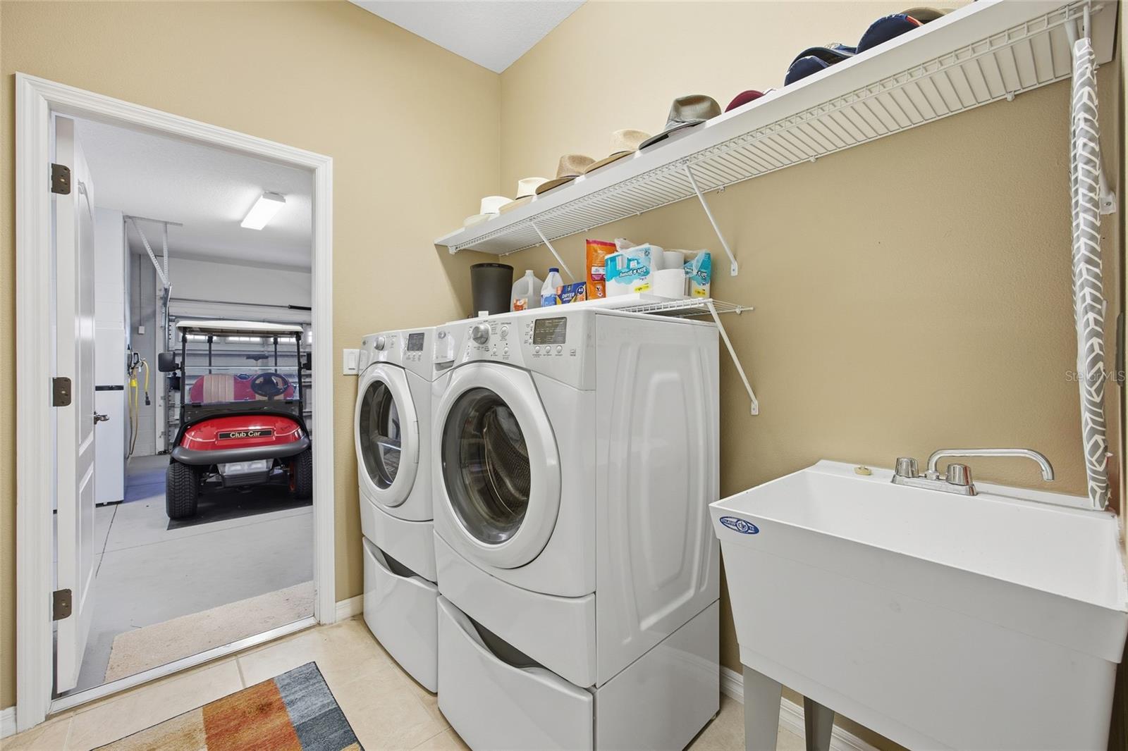 Image 31 of 46 For 8931 86th Loop