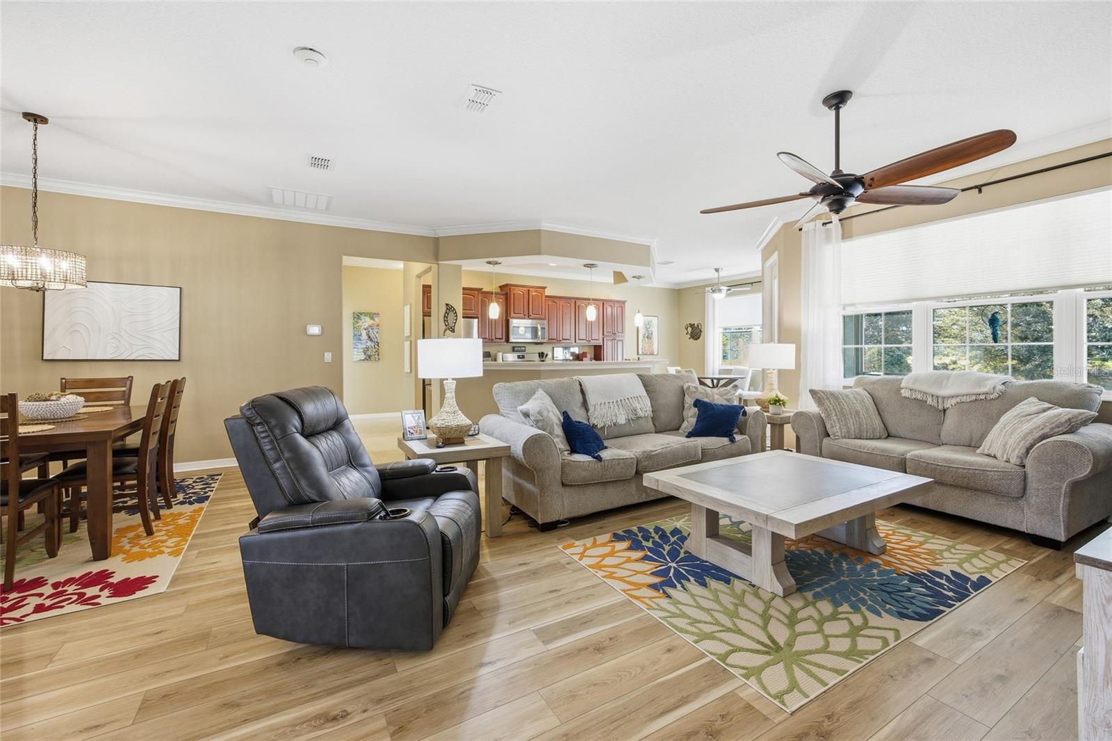 Image 9 of 46 For 8931 86th Loop