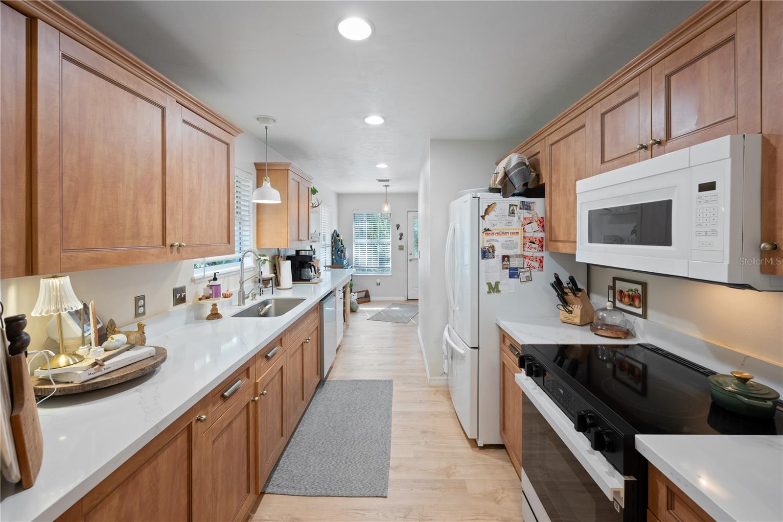 Image 15 of 38 For 11772 168th Drive