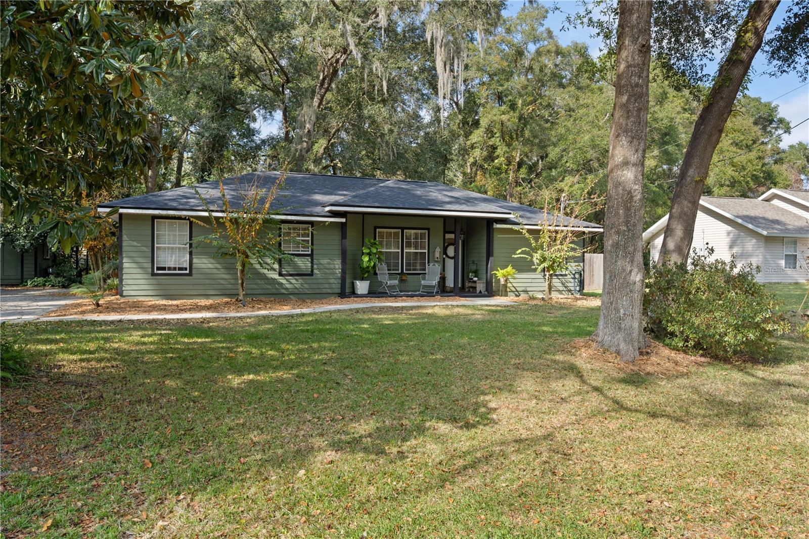 Image 4 of 38 For 11772 168th Drive