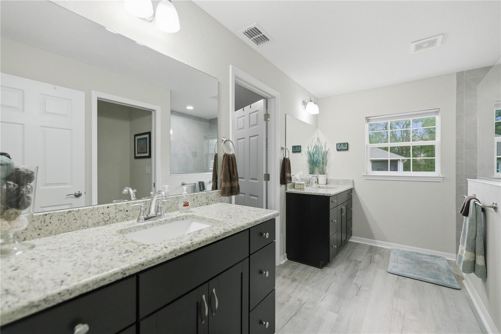 Image 13 of 23 For 9614 53rd Circle