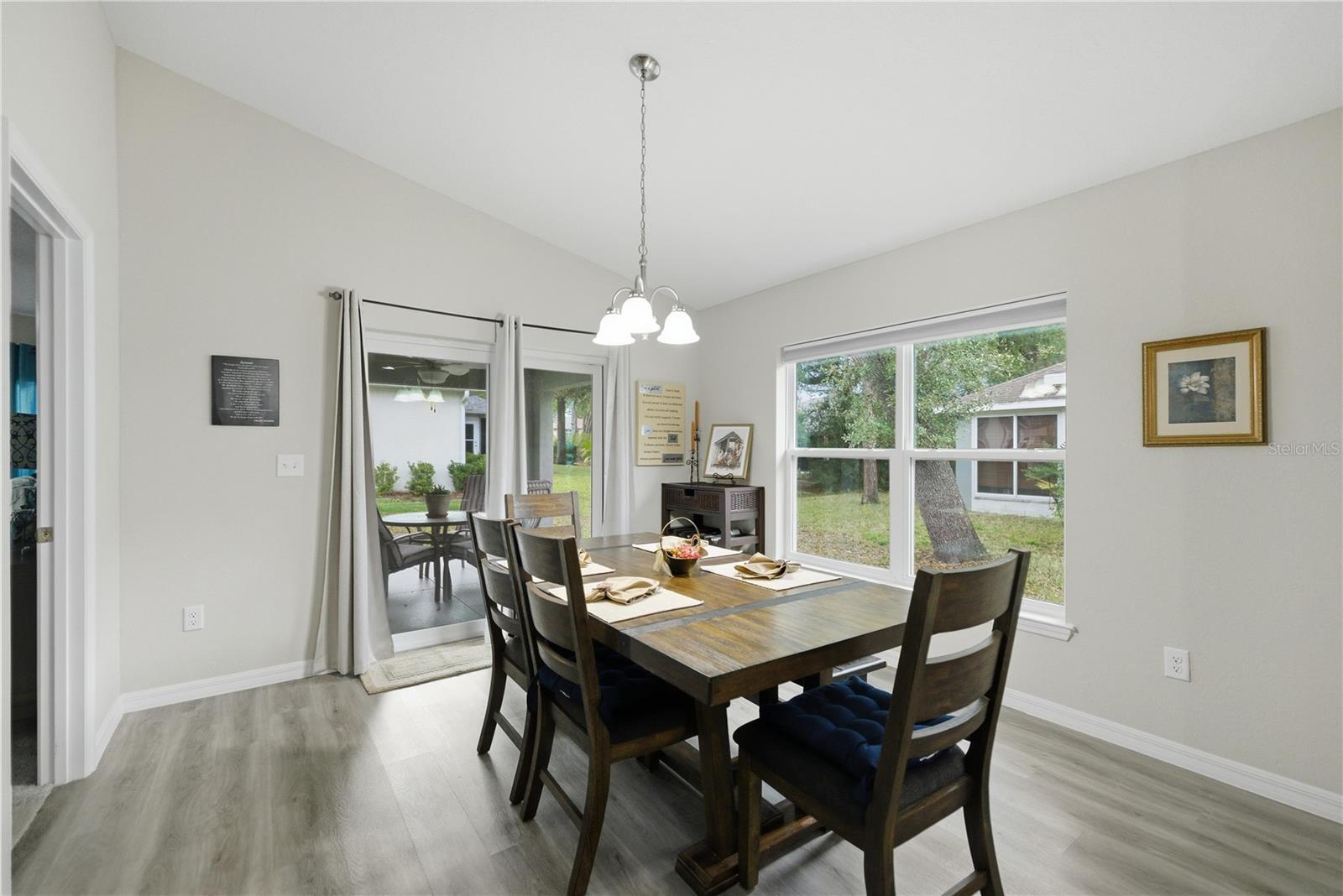 Image 7 of 23 For 9614 53rd Circle