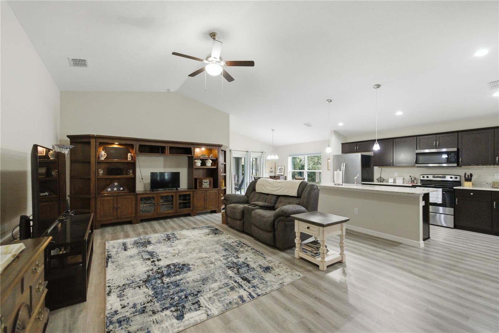 Image 8 of 23 For 9614 53rd Circle