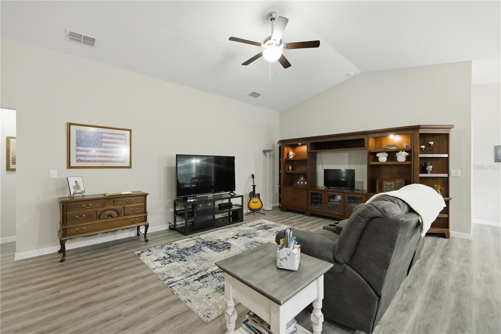 Image 9 of 23 For 9614 53rd Circle