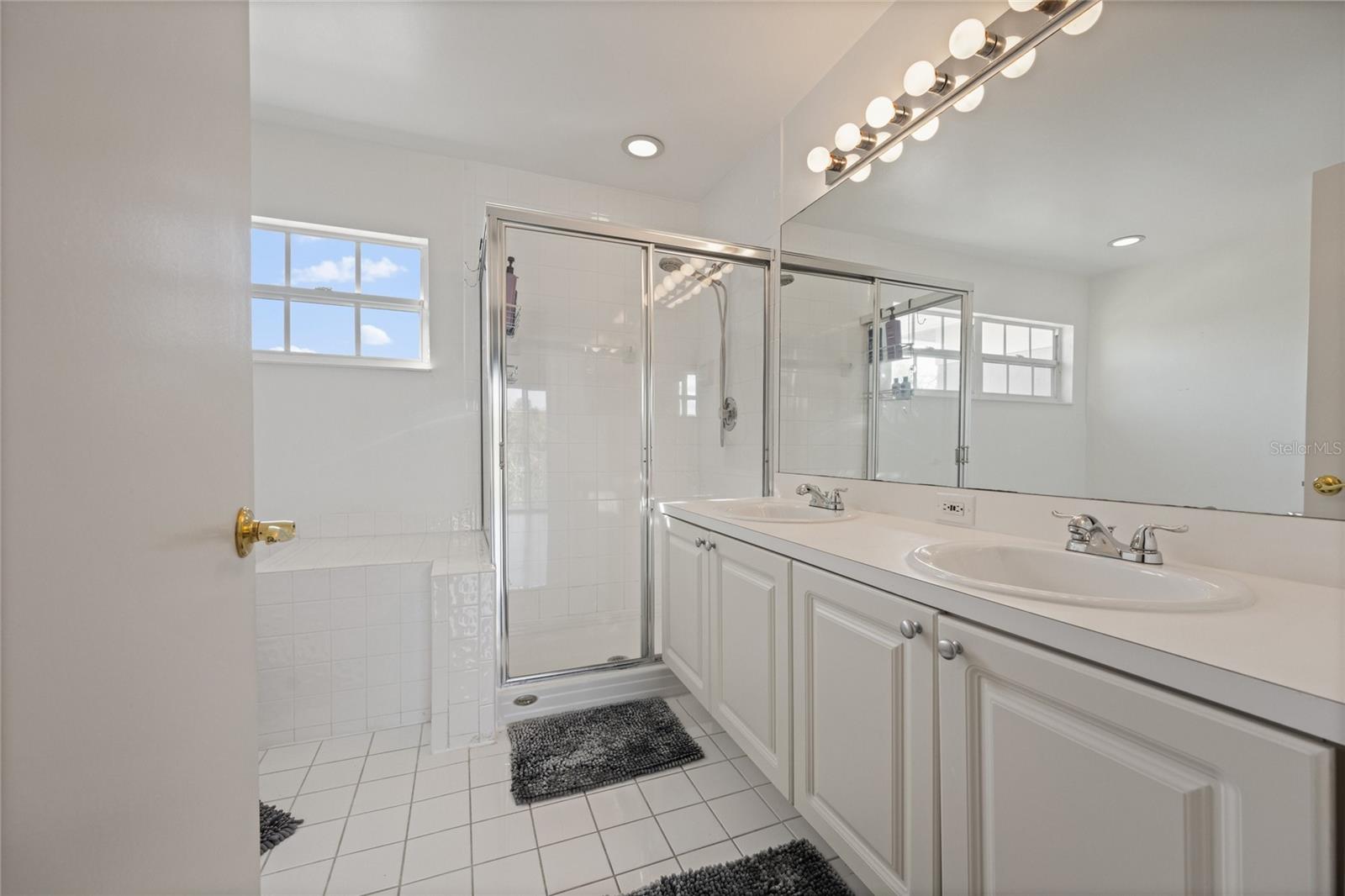 Image 25 of 41 For 1628 Club Drive