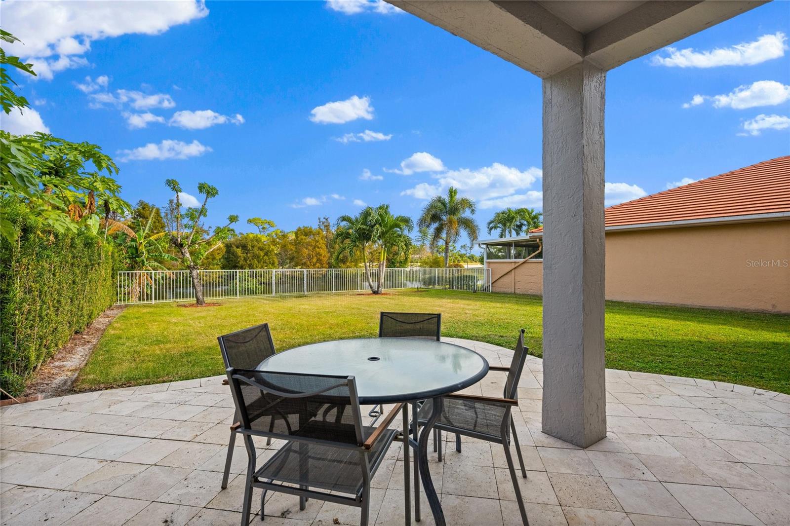 Image 31 of 41 For 1628 Club Drive