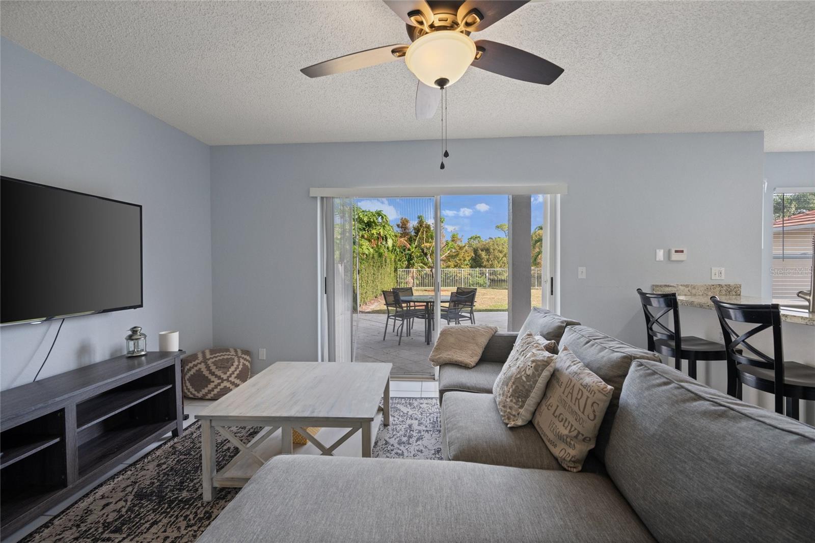 Image 9 of 41 For 1628 Club Drive