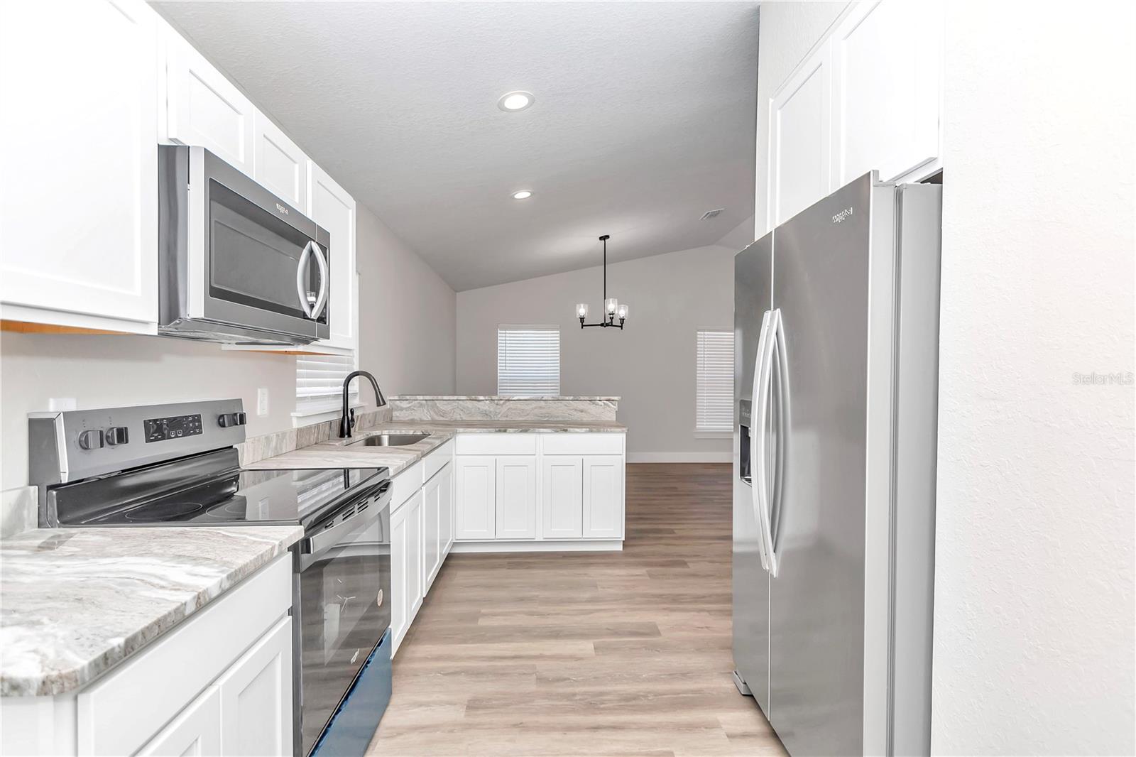 Image 15 of 35 For 206 9th Ave  