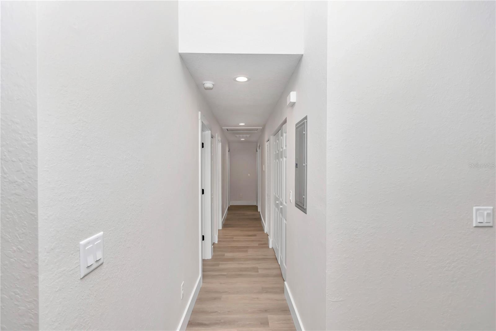 Image 18 of 35 For 206 9th Ave  