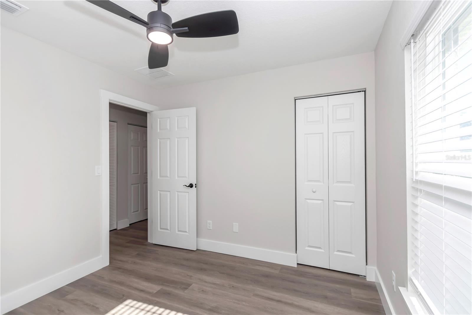 Image 22 of 35 For 206 9th Ave  