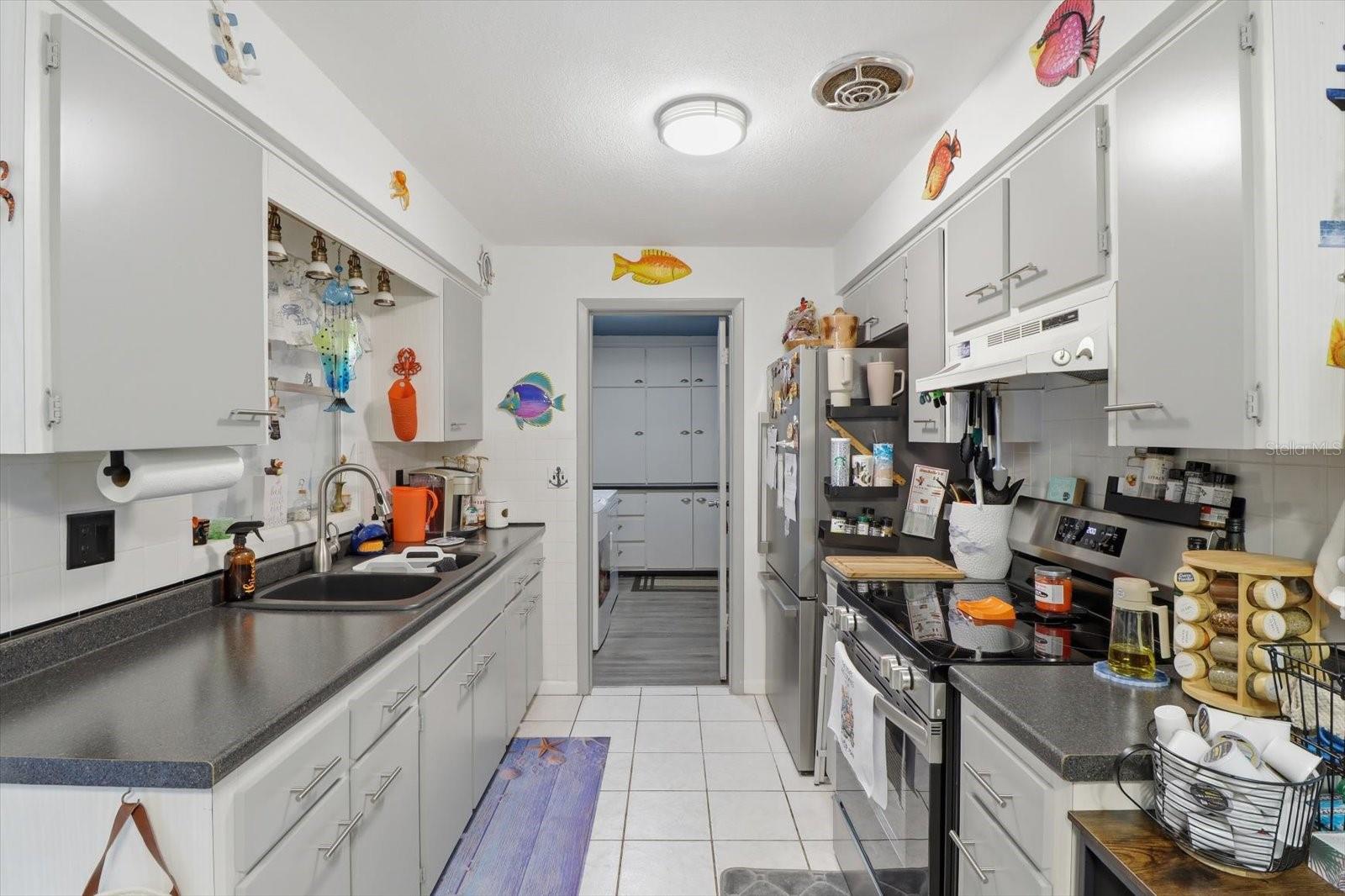 Image 10 of 35 For 47 Melbourne Street