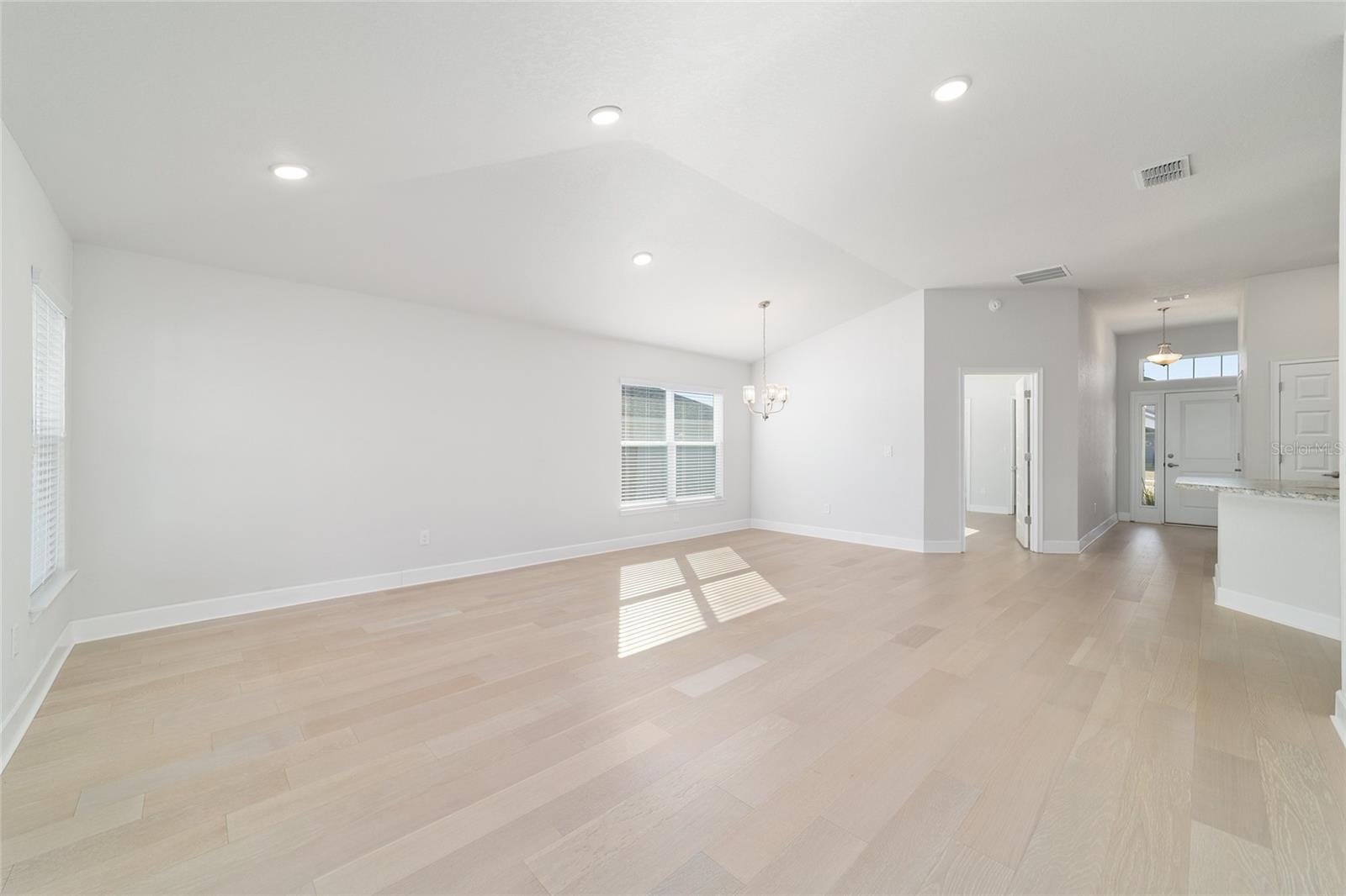 Image 14 of 51 For 4373 31st Street