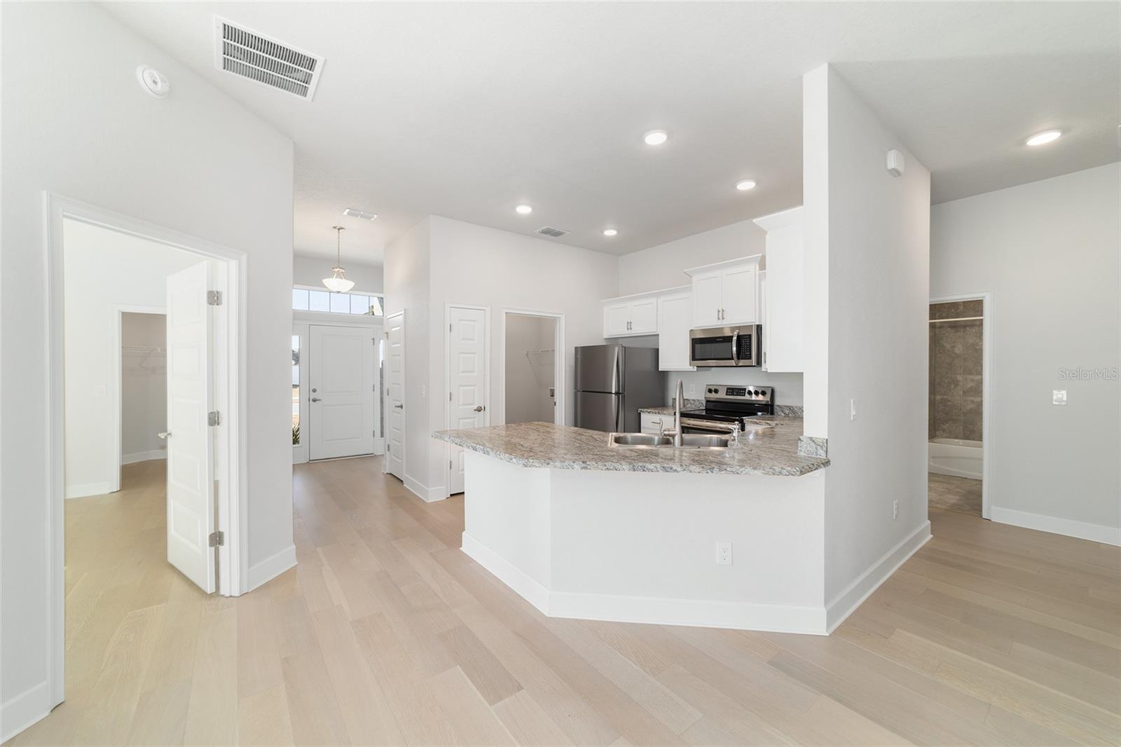 Image 15 of 51 For 4373 31st Street