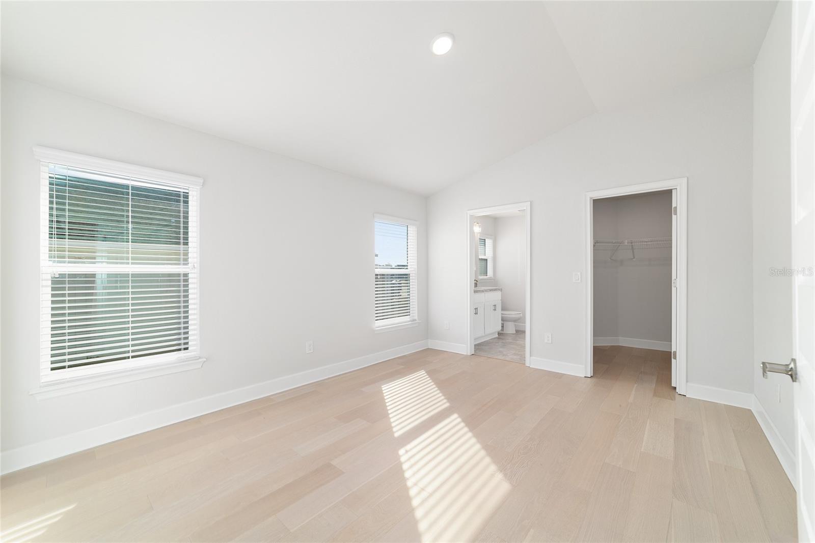 Image 22 of 51 For 4373 31st Street